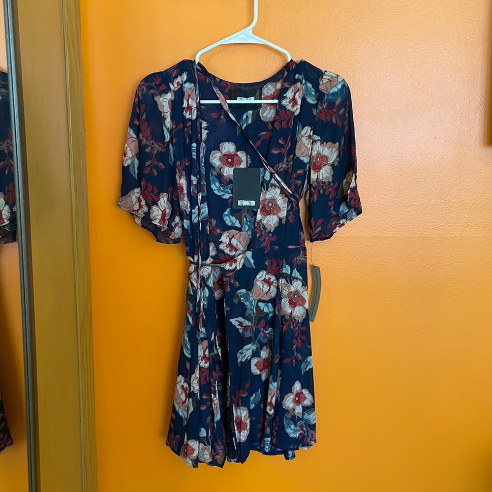 BNWT Reformation Guava Dress in Minka Size 2